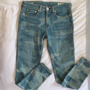 Rag & Bone camo Cate Mid-Rise Ankle Skinny jeans